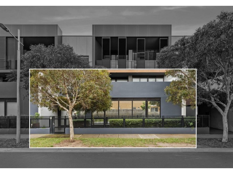 2/50 Catamaran Drive, Werribee South VIC 3030