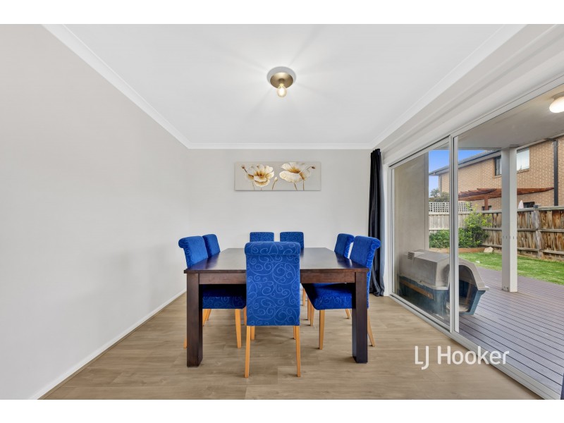 27 Creston Street, Point Cook VIC 3030