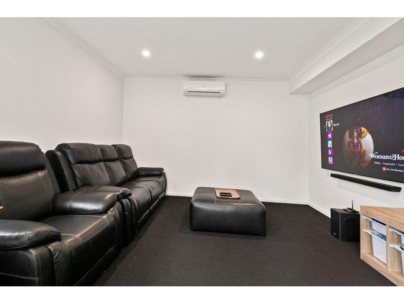 13 Hanover Street, Point Cook VIC 3030