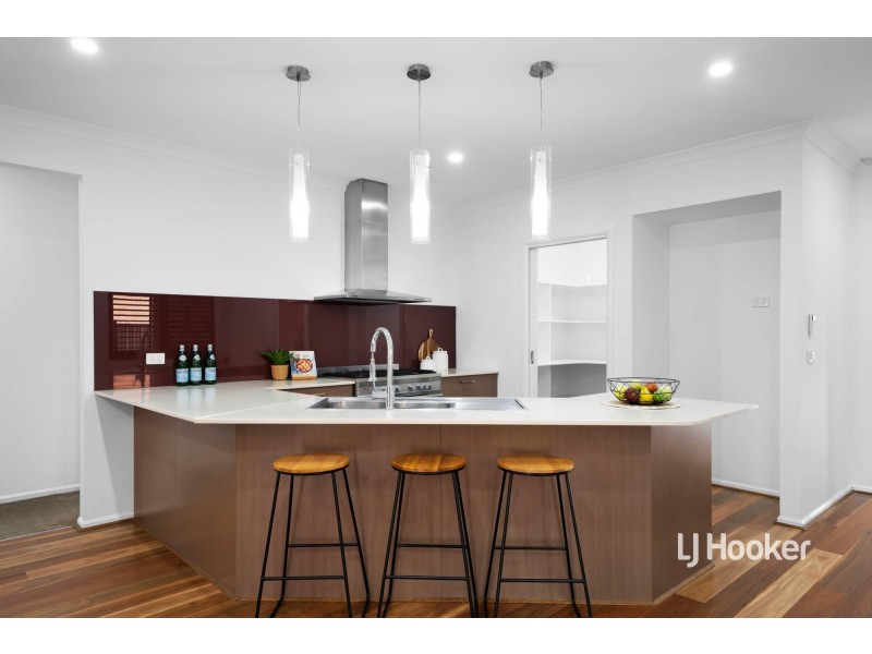 61 Florey Avenue, Point Cook VIC 3030