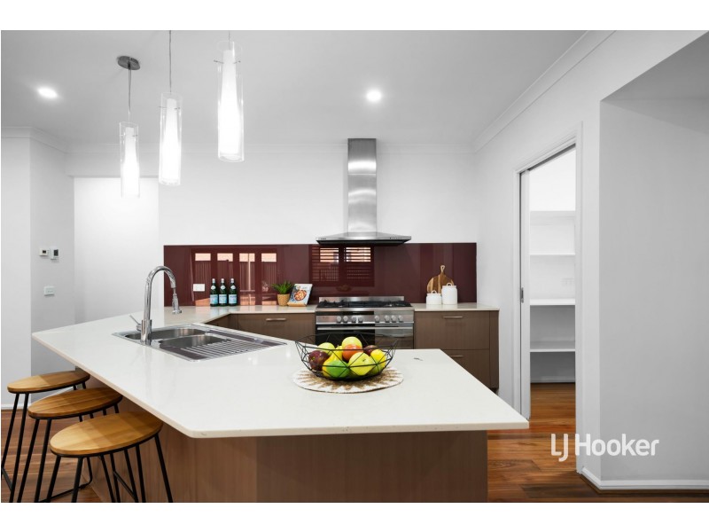 61 Florey Avenue, Point Cook VIC 3030