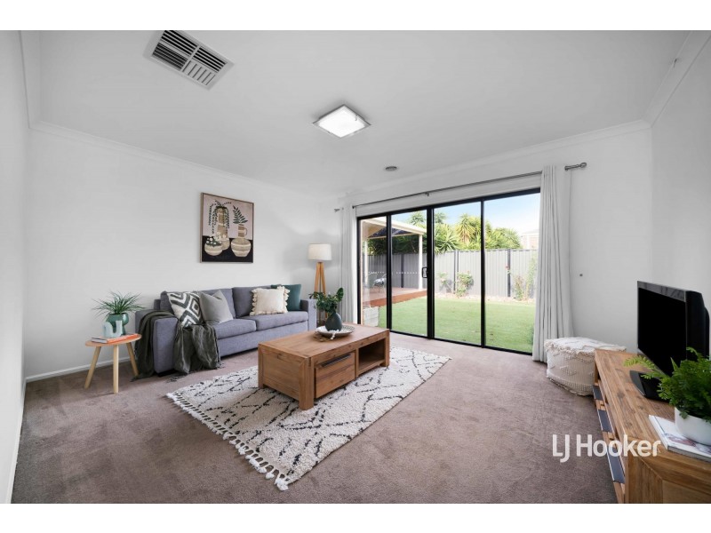 61 Florey Avenue, Point Cook VIC 3030