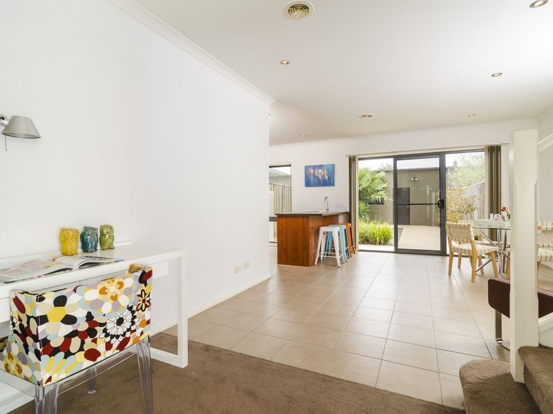 11 Swamphen Drive, Williams Landing VIC 3027