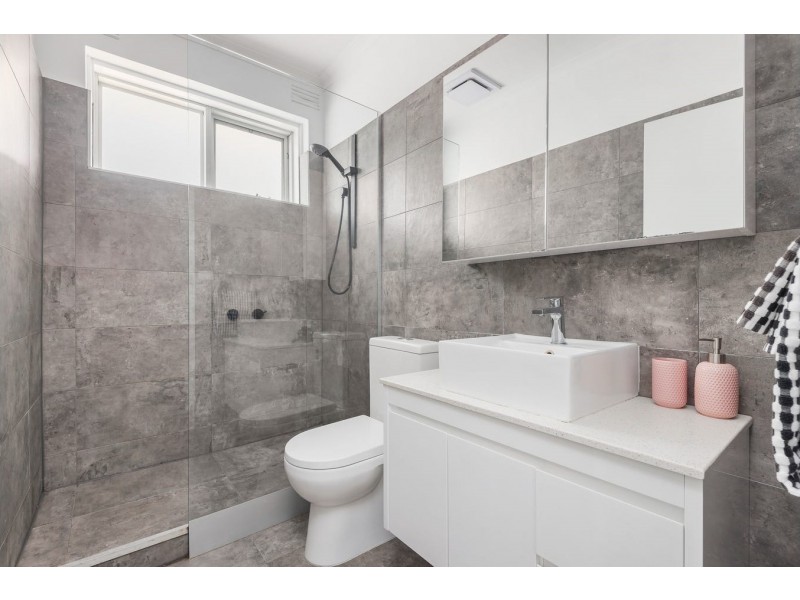 23/19a Ellesmere Road, Windsor VIC 3181