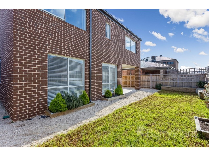 12 Jansar Street, Point Cook VIC 3030