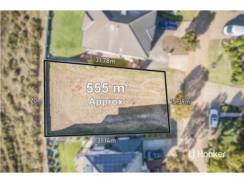 12 Ellis Close, Sanctuary Lakes VIC 3030