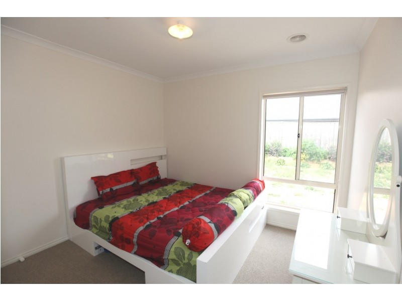 53 Australis Drive, Williams Landing VIC 3027