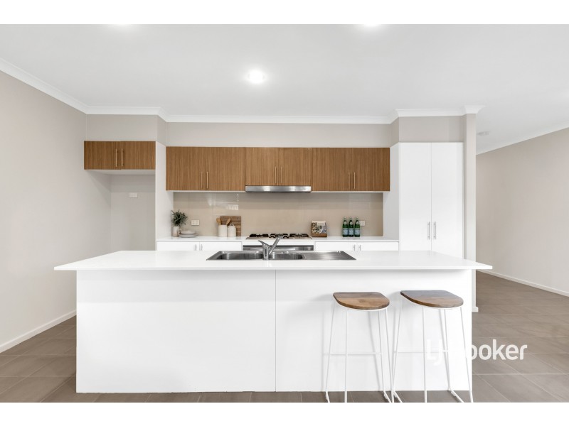 20 Nest Place, Point Cook VIC 3030