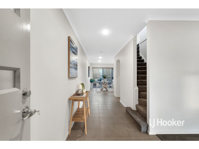 20 Nest Place, Point Cook VIC 3030