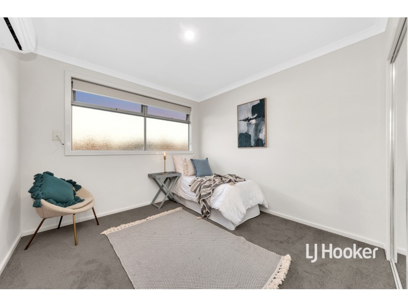 20 Nest Place, Point Cook VIC 3030