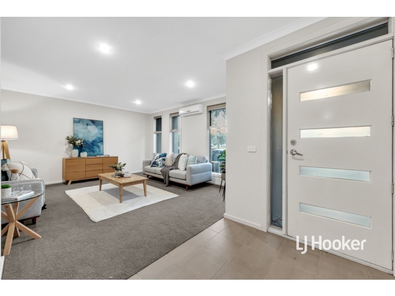20 Nest Place, Point Cook VIC 3030
