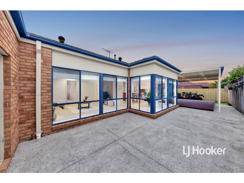 5 Dorrington Street, Point Cook VIC 3030