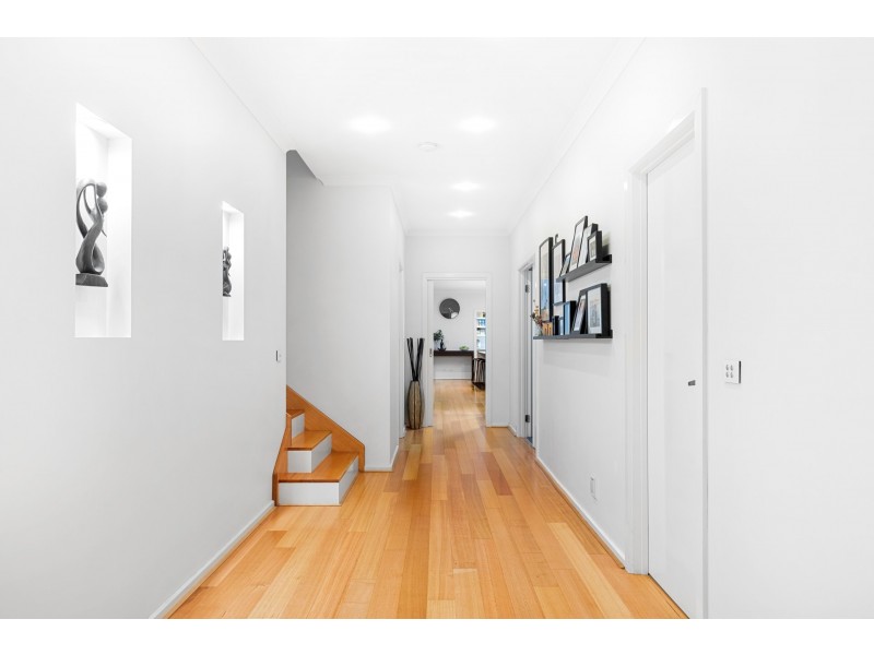 37 Emily Crescent, Point Cook VIC 3030