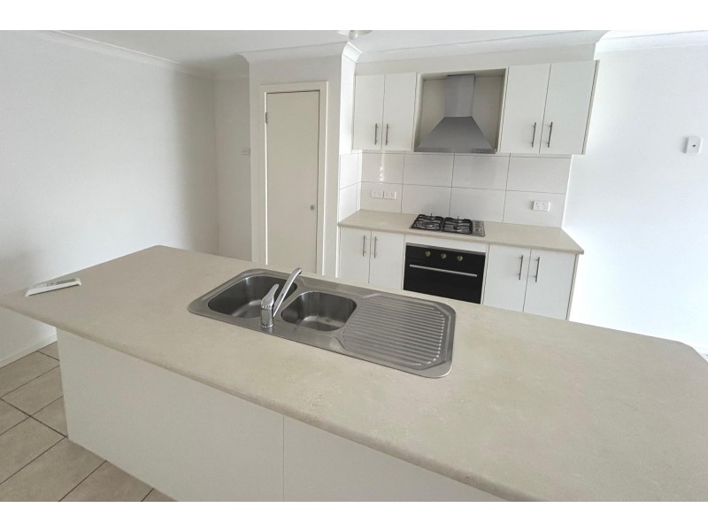 37A Claire Way, Tarneit VIC 3029