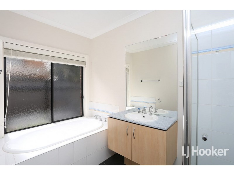 3 Cowan Parkway, Point Cook VIC 3030