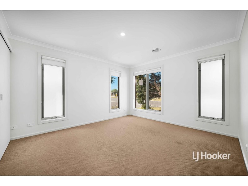 23 Bolivar Esplanade, Truganina VIC 3029