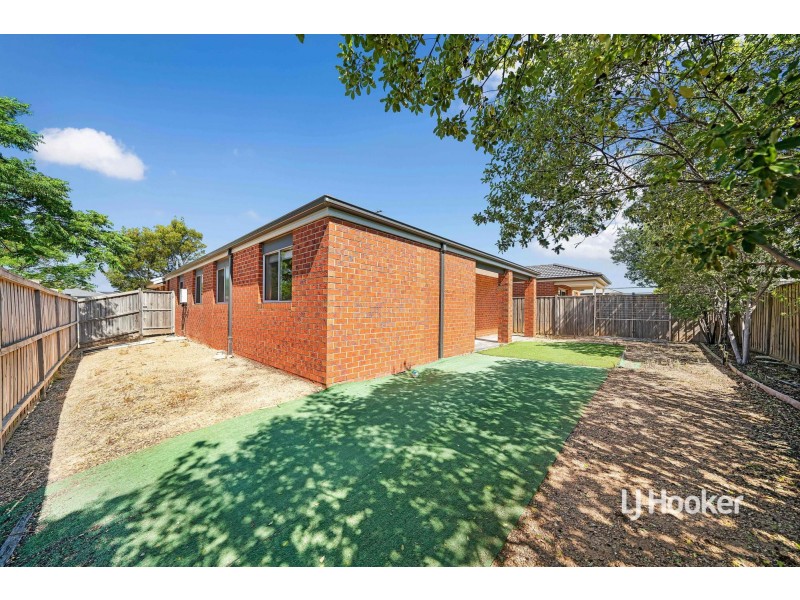 23 Bolivar Esplanade, Truganina VIC 3029