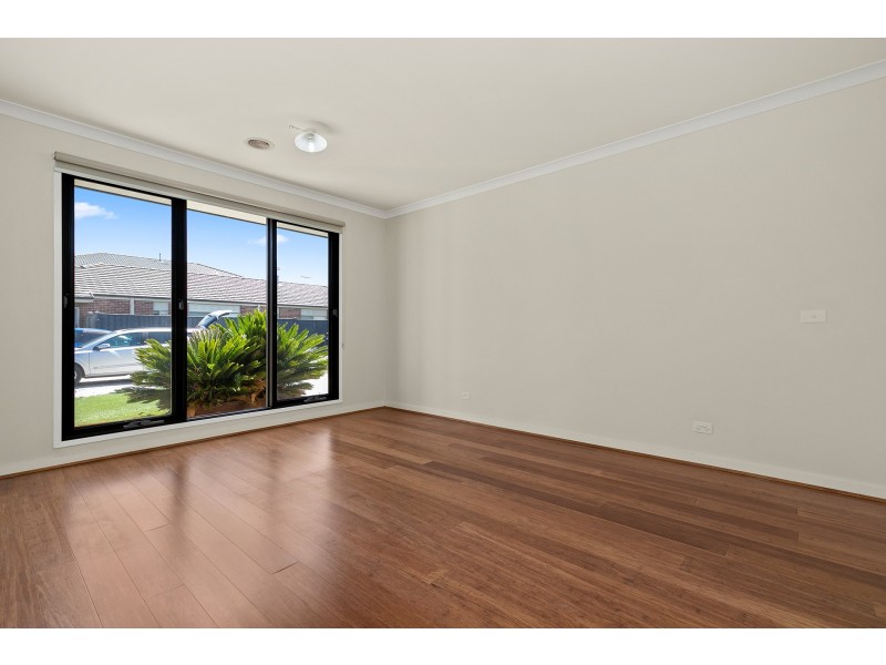 20 Maldive Grove, Point Cook VIC 3030