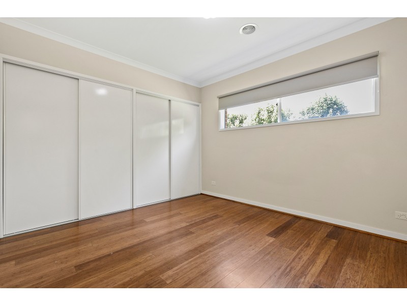20 Maldive Grove, Point Cook VIC 3030