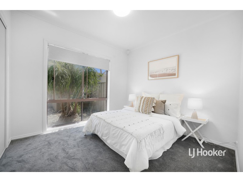 21 Times Square, Sanctuary Lakes VIC 3030