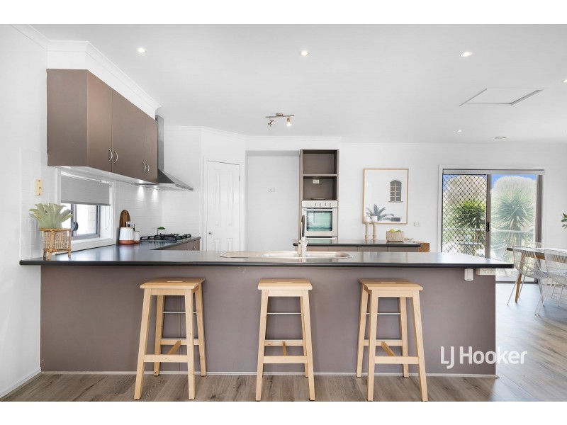 21 Times Square, Sanctuary Lakes VIC 3030