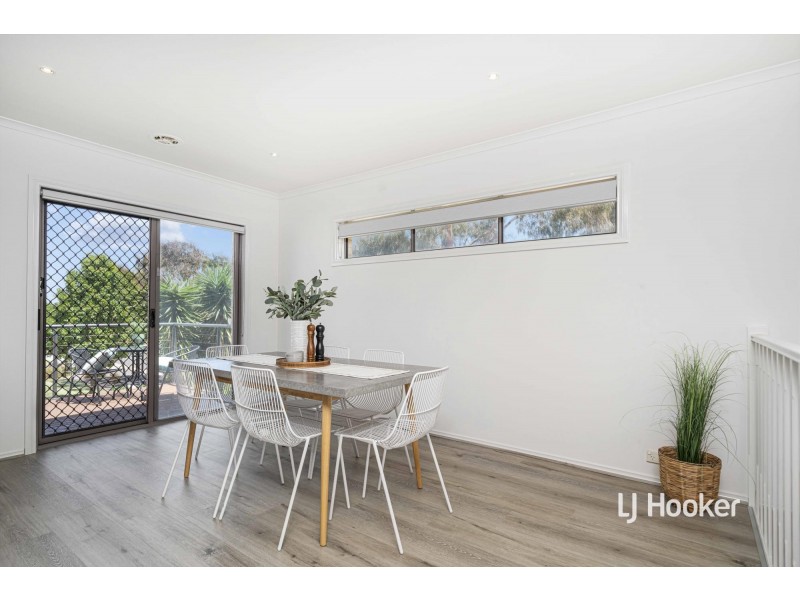 21 Times Square, Sanctuary Lakes VIC 3030