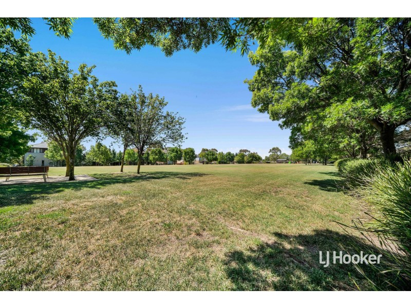 21 Times Square, Sanctuary Lakes VIC 3030