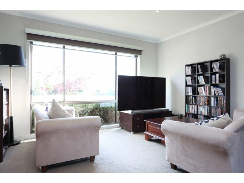 13/3 Campaspe Way, Point Cook VIC 3030