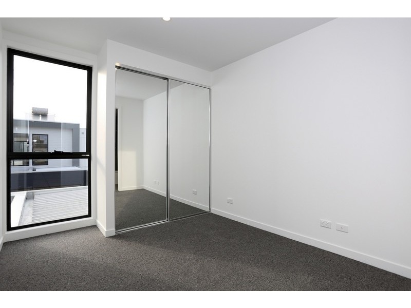 42 Kenswick Street, Point Cook VIC 3030