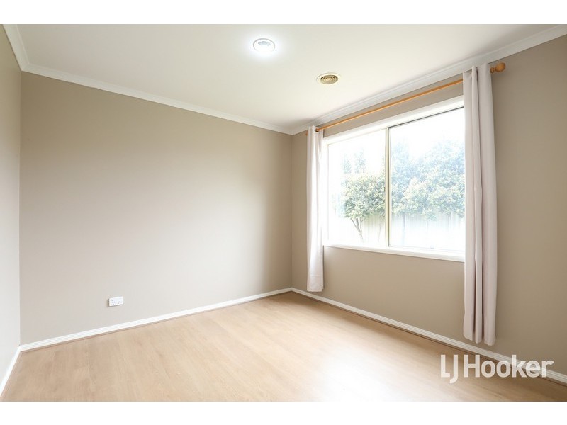 28 Spindrift Way, Seabrook VIC 3028