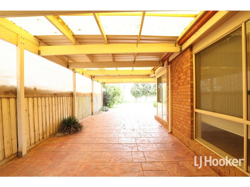 28 Spindrift Way, Seabrook VIC 3028