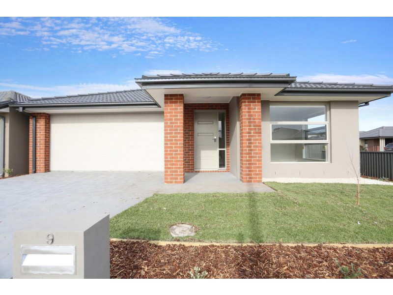 9 Abbeygate Drive, Werribee VIC 3030