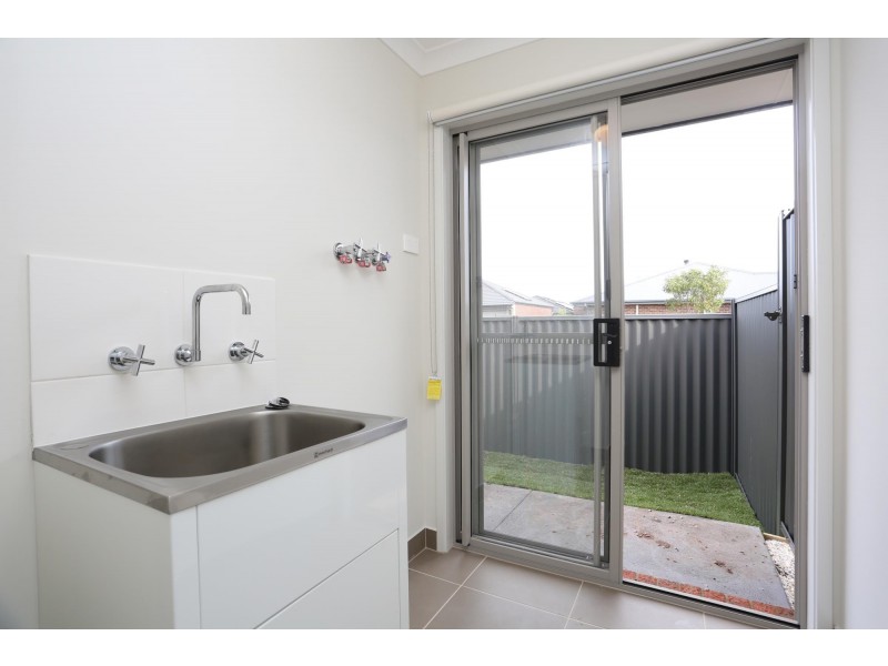 9 Abbeygate Drive, Werribee VIC 3030