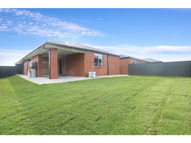 9 Abbeygate Drive, Werribee VIC 3030