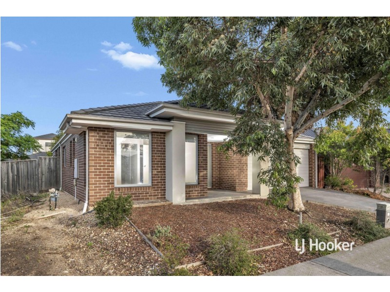 11 Custodian Way, Truganina VIC 3029