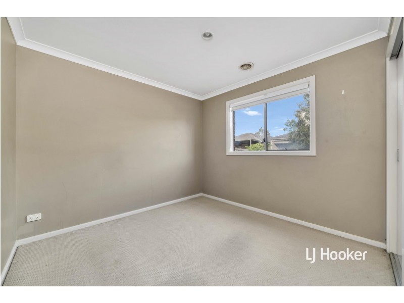 11 Custodian Way, Truganina VIC 3029