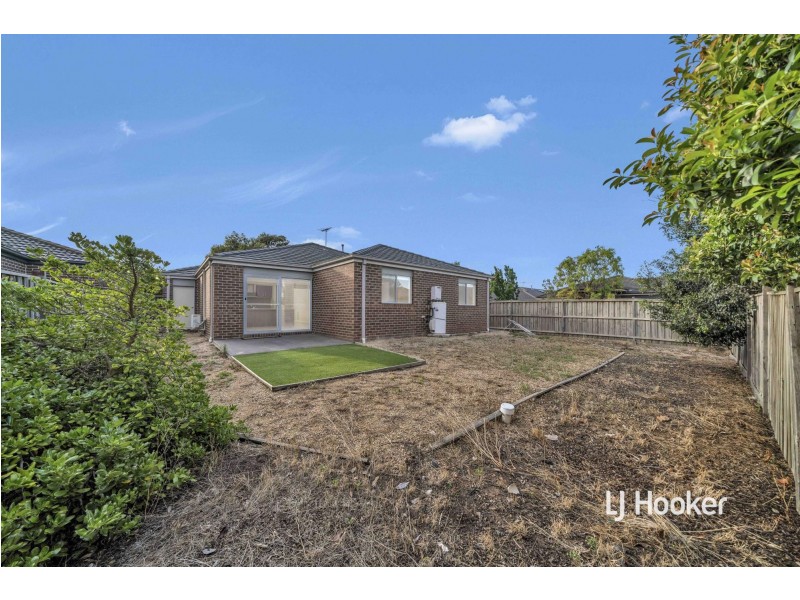 11 Custodian Way, Truganina VIC 3029