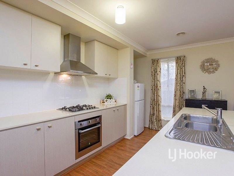 101 Tom Roberts Parade, Point Cook VIC 3030