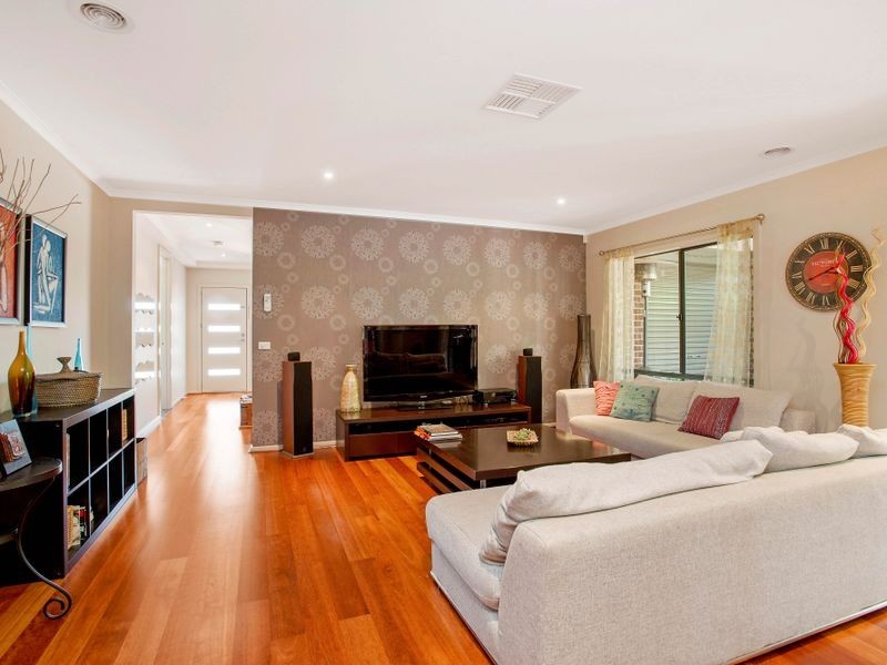 25 Seychelles Street, Point Cook VIC 3030