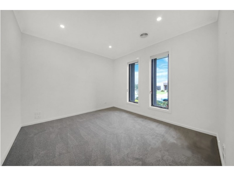 19 Bursa Drive, Wyndham Vale VIC 3024