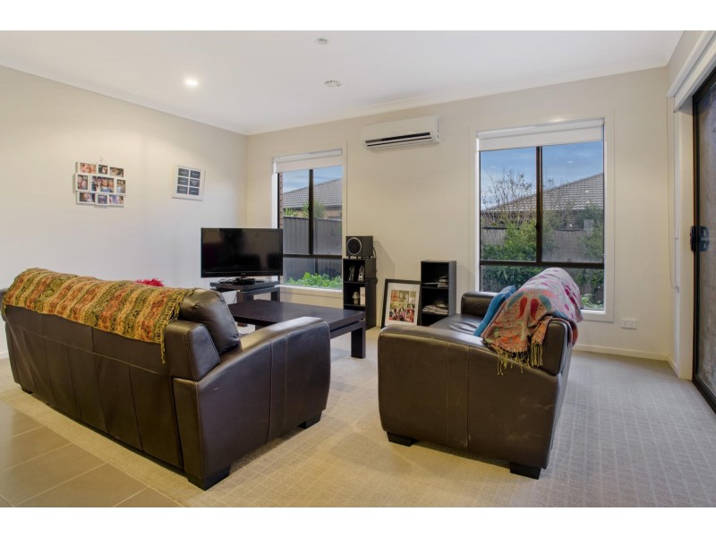 21 Luxford Drive, Point Cook VIC 3030