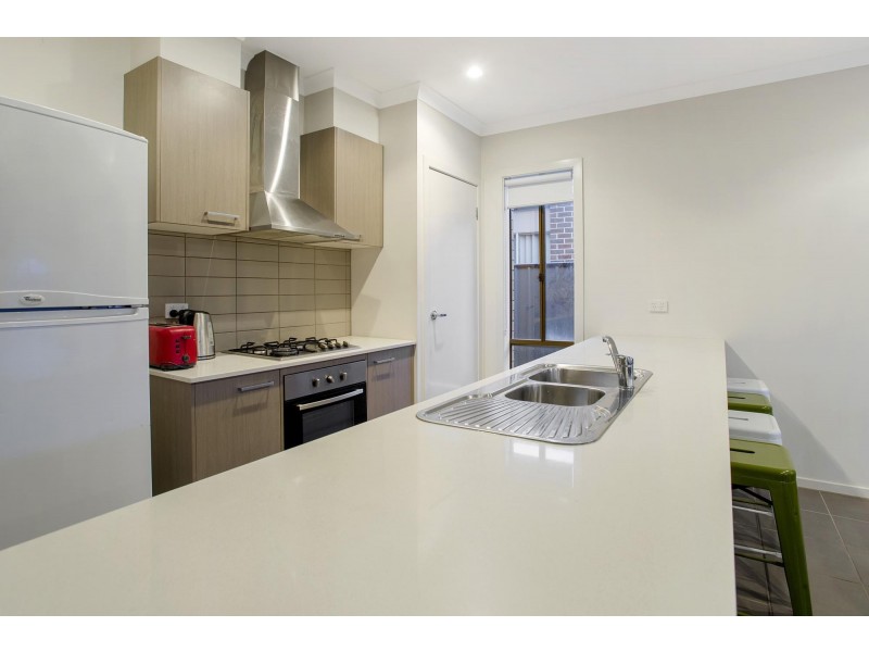 21 Luxford Drive, Point Cook VIC 3030