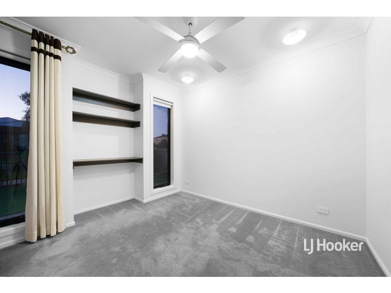 3 Promontory Street, Point Cook VIC 3030