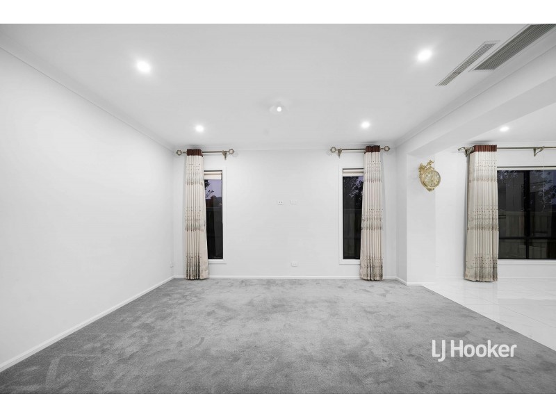 3 Promontory Street, Point Cook VIC 3030