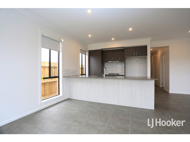 16 Karachi Avenue, Tarneit VIC 3029