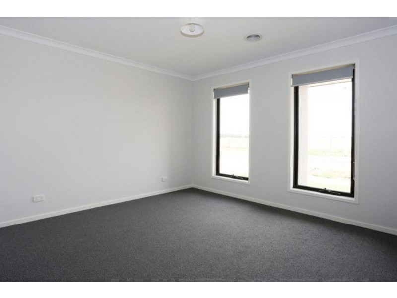 14 Josephine Street, Werribee VIC 3030