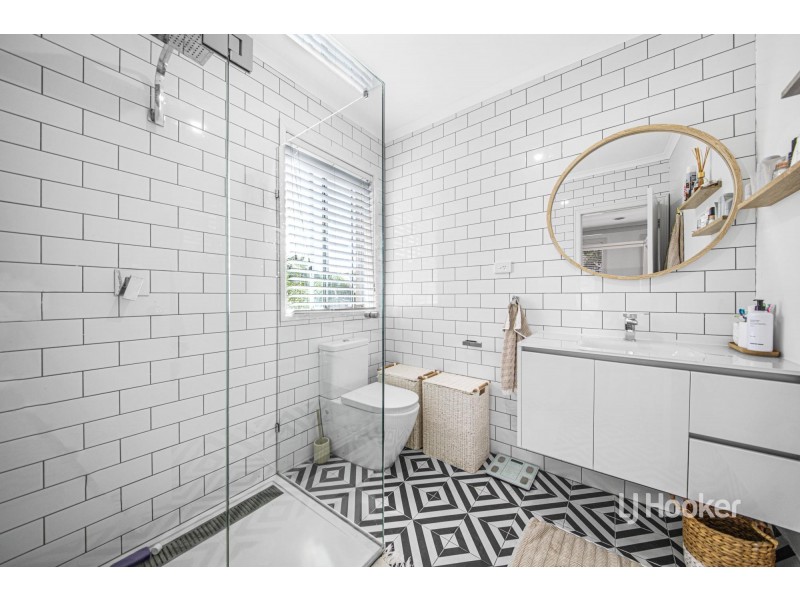 29 Lakeside Drive, Sanctuary Lakes VIC 3030