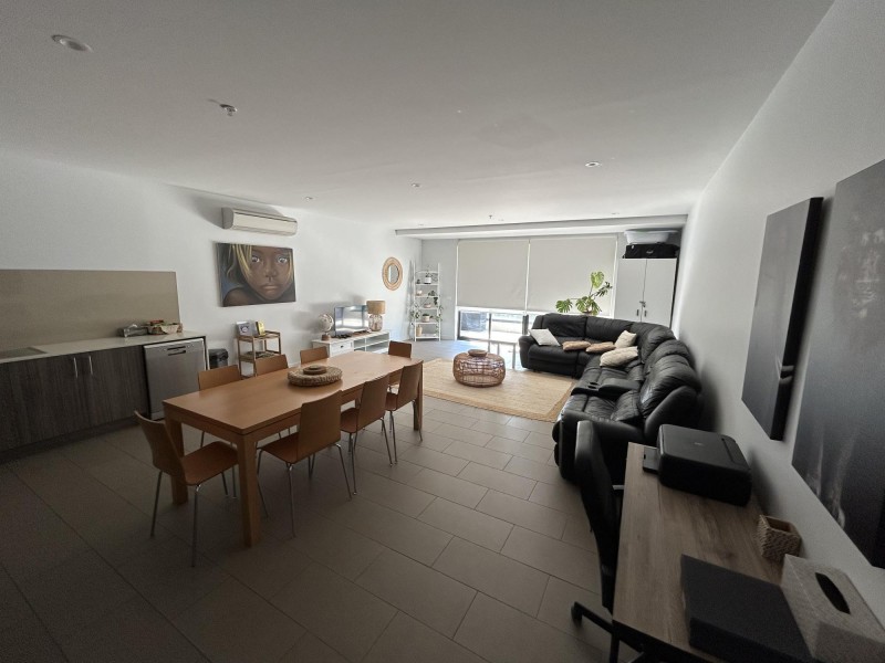 210/116 Watton Street, Werribee VIC 3030