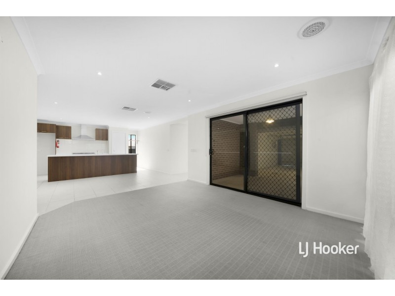 113 Hummingbird Boulevard, Tarneit VIC 3029