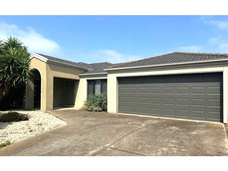 10 Needletail Close, Williams Landing VIC 3027